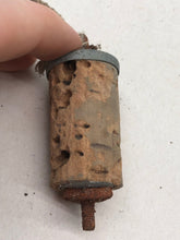 Load image into Gallery viewer, Original WW1 / WW2 British Army Water Bottle Cork Lid
