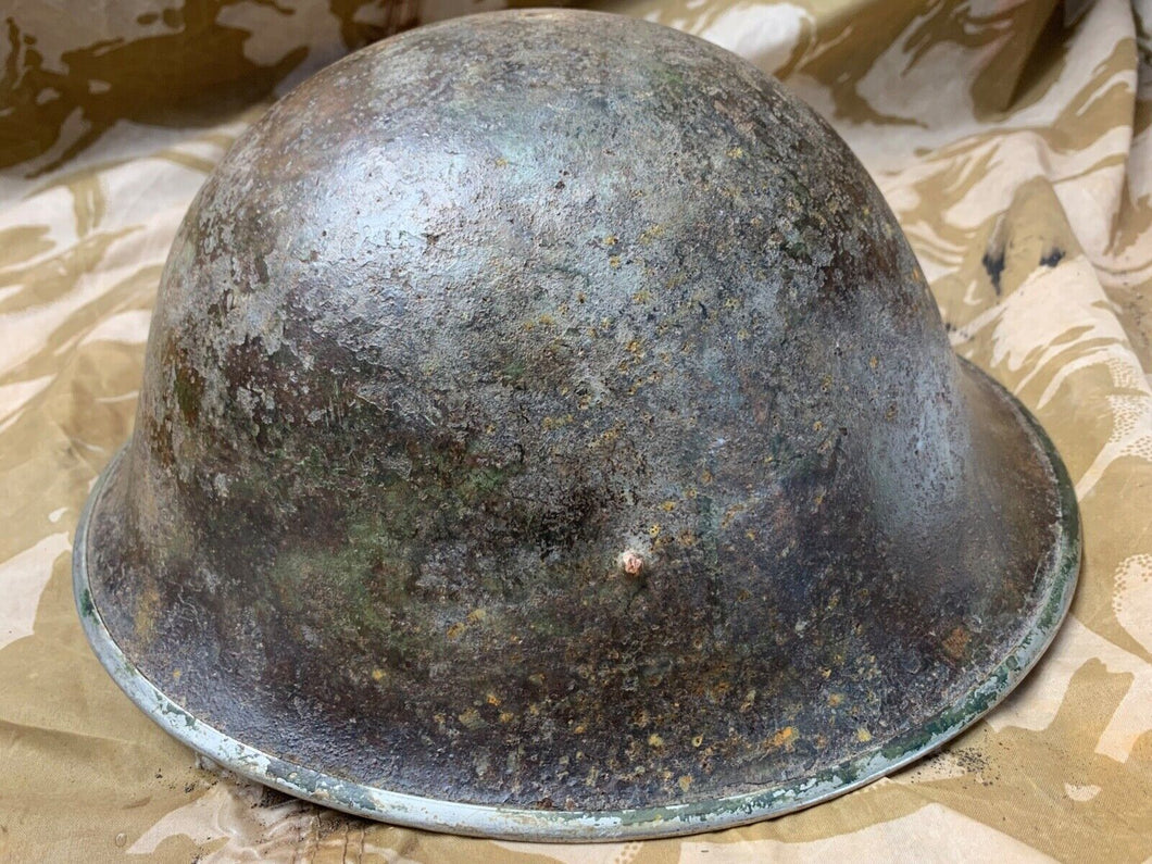 WW2 Mk3 High Rivet Turtle - British / Canadian Army Helmet - Good Original