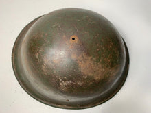 Load image into Gallery viewer, Mk3 Canadian / British Army Original WW2 Turtle Helmet High Rivet
