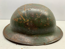 Charger l&#39;image dans la galerie, Original British Army Mk1* Brodie Helmet - WW1 / WW2 Combat Sevice Helmet
