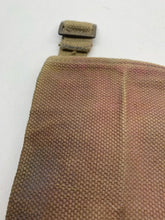 Charger l&#39;image dans la galerie, WW2 British Army / RAF 37 Pattern Webbing Water Bottle Carrier Harness 1944 Date - The Militaria Shop
