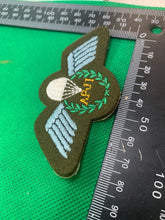 Load image into Gallery viewer, British Army Jump Wings Badge - Assistant Paratrooper Jump Instructor
