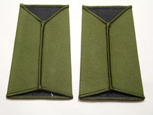 Charger l&#39;image dans la galerie, OD Green Rank Slides / Epaulette Pair Genuine British Army - ACF Warrant Officer
