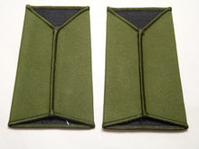 Load image into Gallery viewer, OD Green Rank Slides / Epaulette Pair Genuine British Army - ACF Warrant Officer - The Militaria Shop
