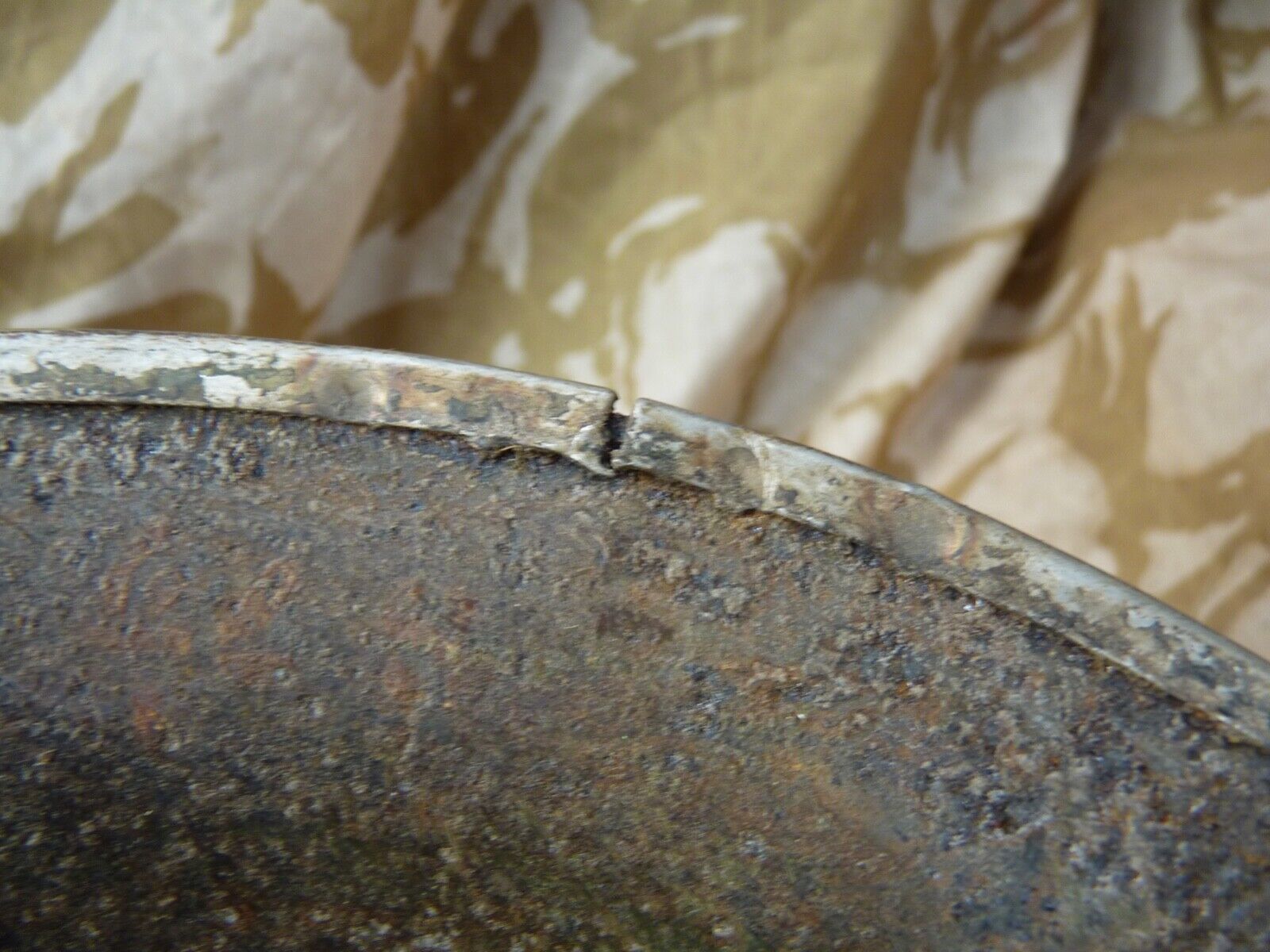 Original WW2 Onwards British Army Mk4 Turtle Helmet - The Militaria Shop