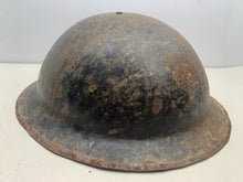 Lade das Bild in den Galerie-Viewer, Original WW1 WW2 British Army Mk1* Combat Helmet Shell
