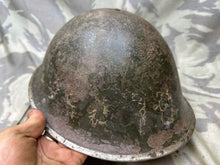 Charger l&#39;image dans la galerie, Original WW2 Canadian / British Army Mk3 High Rivet Turtle Helmet &amp; Liner
