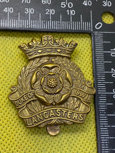 Load image into Gallery viewer, WW1 / WW2 British Army Duke of Lancasters Regiment Cap Badge
