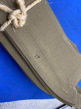 Charger l&#39;image dans la galerie, WW2 - 1941 Dated British Army Detachable Shirt Collar - Size 17 - One Original.
