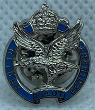 Load image into Gallery viewer, Glider Pilot Regiment - NEW British Army Military Cap/Tie/Lapel Pin Badge #69
