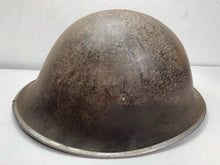 Lade das Bild in den Galerie-Viewer, Originaler Mk3 Turtle-Helm der britischen/kanadischen Armee aus dem 2. Weltkrieg 
