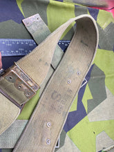 Charger l&#39;image dans la galerie, Original WW1 British Army 1908 Pattern Webbing Belt 36&quot; Waist
