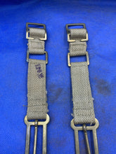 Charger l&#39;image dans la galerie, Original WW2 British Army 37 Pattern Brace Adaptors Pair
