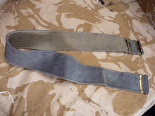 Charger l&#39;image dans la galerie, Original WW2 British Army 37 Pattern Webbing Combat Belt - 34&quot; Waist
