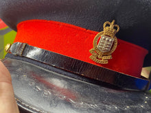 Load image into Gallery viewer, British Army Royal Army Ordnance Corps Badged EIIR Crowned Officer&#39;s Peaked Cap
