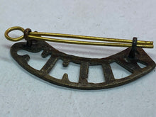 Load image into Gallery viewer, Original British Army WW1 WILTS / WILTSHIRE REGIMENT Shoulder Title
