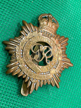 Load image into Gallery viewer, Original WW1 GRV British Army Royal Army Service Corps Cap Badge
