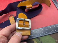 Charger l&#39;image dans la galerie, WW2 British Army Hussars Blue Canvas and Leather Belt with Fittings
