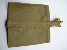 Charger l&#39;image dans la galerie, Original WW2 1942 Dated British Army 37 Pattern Water Bottle Carrier Harness
