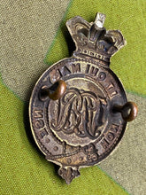 Load image into Gallery viewer, Victorian Crown British Army - The Grenadier Guards O/R Brass Badge 1896-1902
