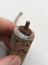 Load image into Gallery viewer, Original WW1 / WW2 British Army Water Bottle Cork Lid
