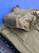 Charger l&#39;image dans la galerie, Original British Army 37 Pattern Webbing Bren Pouch WW2 Pattern
