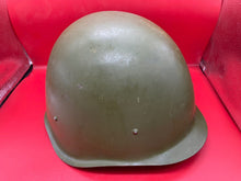 Load image into Gallery viewer, Original WW2 Russian Army Ssh40 Combat Helmet - Post War Reissued

