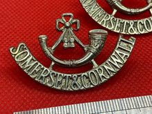 Load image into Gallery viewer, Pair of British Army SOMERSET &amp; CORNWALL Shoulder Titles
