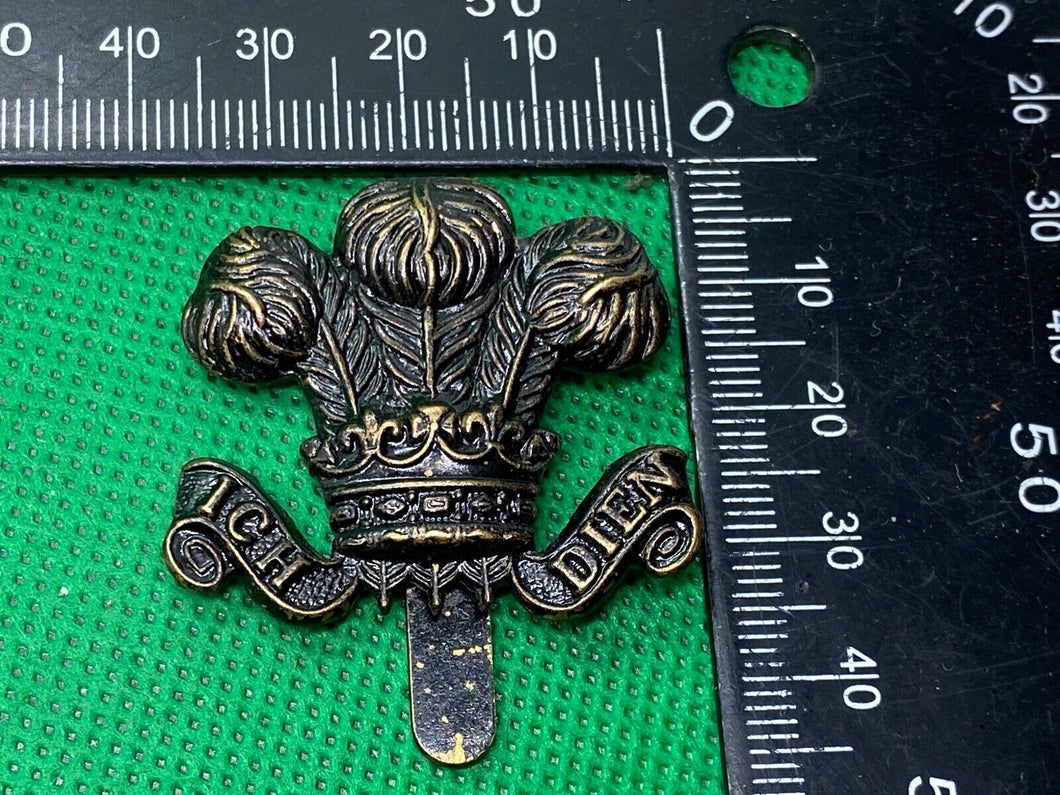 WW1 / WW2 British Army - Denbighshire Yeomany Cap Badge