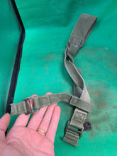 Load image into Gallery viewer, Original WW2 British Army 44 Pattern Shoulder Strap
