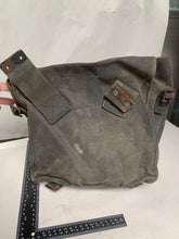 Lade das Bild in den Galerie-Viewer, Originales kleines Paket der britischen Armee, RAF-Muster 37 – Rucksack/Seitentasche im WW2-Muster 
