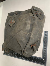 Lade das Bild in den Galerie-Viewer, Originales kleines Paket der britischen Armee, RAF-Muster 37 – Rucksack/Seitentasche im WW2-Muster 
