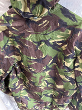 Load image into Gallery viewer, Genuine British Army Windproof Combat Smock Woodland DP 180/104
