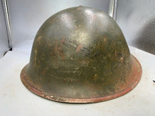 Charger l&#39;image dans la galerie, Original WW2 British / Canadian Army Mk3 Turtle Combat Helmet &amp; Liner
