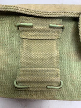 Charger l&#39;image dans la galerie, Original WW2 Pattern 37 Pattern British Army Webbing Bren Pouch &amp; Shoulder Strap
