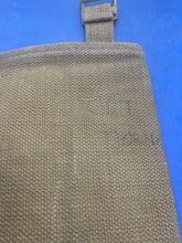 Charger l&#39;image dans la galerie, WW2 British Army / RAF 37 Pattern Webbing Water Bottle Carrier Harness Original
