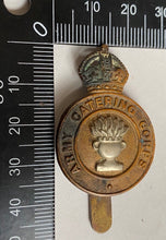 Load image into Gallery viewer, WW1 / WW2 British Army - Royal Army Catering Corps brass cap badge. - The Militaria Shop
