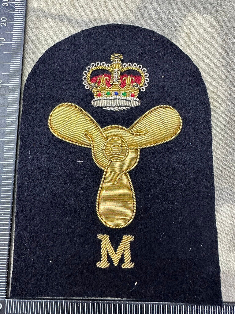 Royal Navy Bullion Trade Badge - Gold on Black - Marine Engineer Mechanic