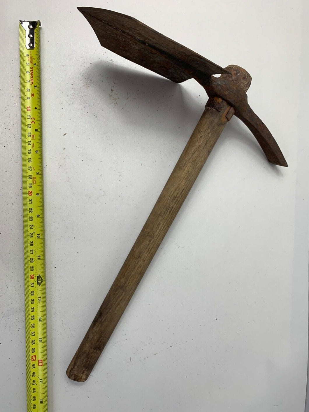Original WW2 British Army Helve Entrenching Tool - 1944 Dated