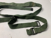 Charger l&#39;image dans la galerie, Original WW2 British Army 44 Pattern Shoulder / Equipment Strap - 1945 Dated
