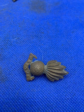 Charger l&#39;image dans la galerie, Royal Artillery British Army Cap/Beret/Collar Badge
