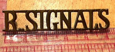 WW1 British Army - Royal Signals brass shoulder title. - The Militaria Shop