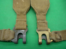 Charger l&#39;image dans la galerie, Original WW2 Pattern British Army L Straps Pair - 37 Pattern Webbing Haversack
