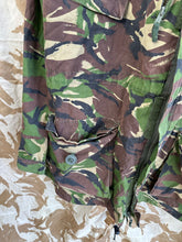 Charger l&#39;image dans la galerie, Genuine British Army DPM Camouflage Windproof Combat Smock - 190/112
