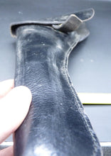 Load image into Gallery viewer, US Civil War CSA Confederate Union M1858 Pistol Holster black leather. L-handed
