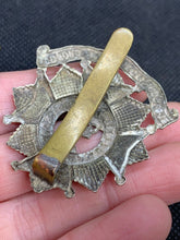 Load image into Gallery viewer, Original WW2 British Army Bedfordshire and Hertfordshire Brass Cap Badge
