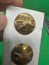 Load image into Gallery viewer, Genuine US Army Collar Disc Badges Pair - Armour Branch
