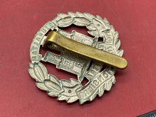 Load image into Gallery viewer, WW1 / WW2 British Army Northamptonshire Regiment Cap Badge.
