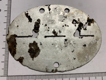 Load image into Gallery viewer, Original WW2 German Army Soldiers Dog Tags - 3./ Bau 325 - The Militaria Shop
