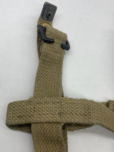 Charger l&#39;image dans la galerie, Original British Army Water Bottle Webbing Carrier / Harness
